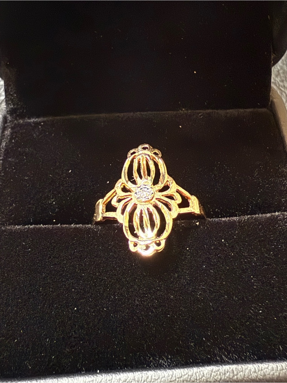 Vintage Style 14K Gold Filigree Diamond Accent Ring Size 6.5